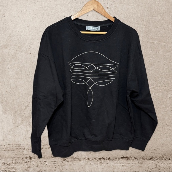 Blue B. Collection Black Crewneck Sweater with Artistic Graphic - Picture 1 of 3